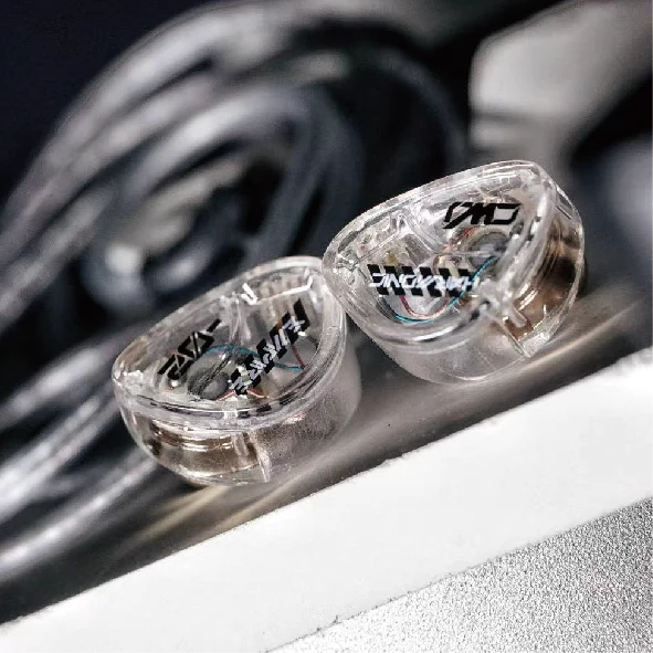 HE Cai Wenji 10mm Single Dynamic Driver In-Ear Monitors - Image 3